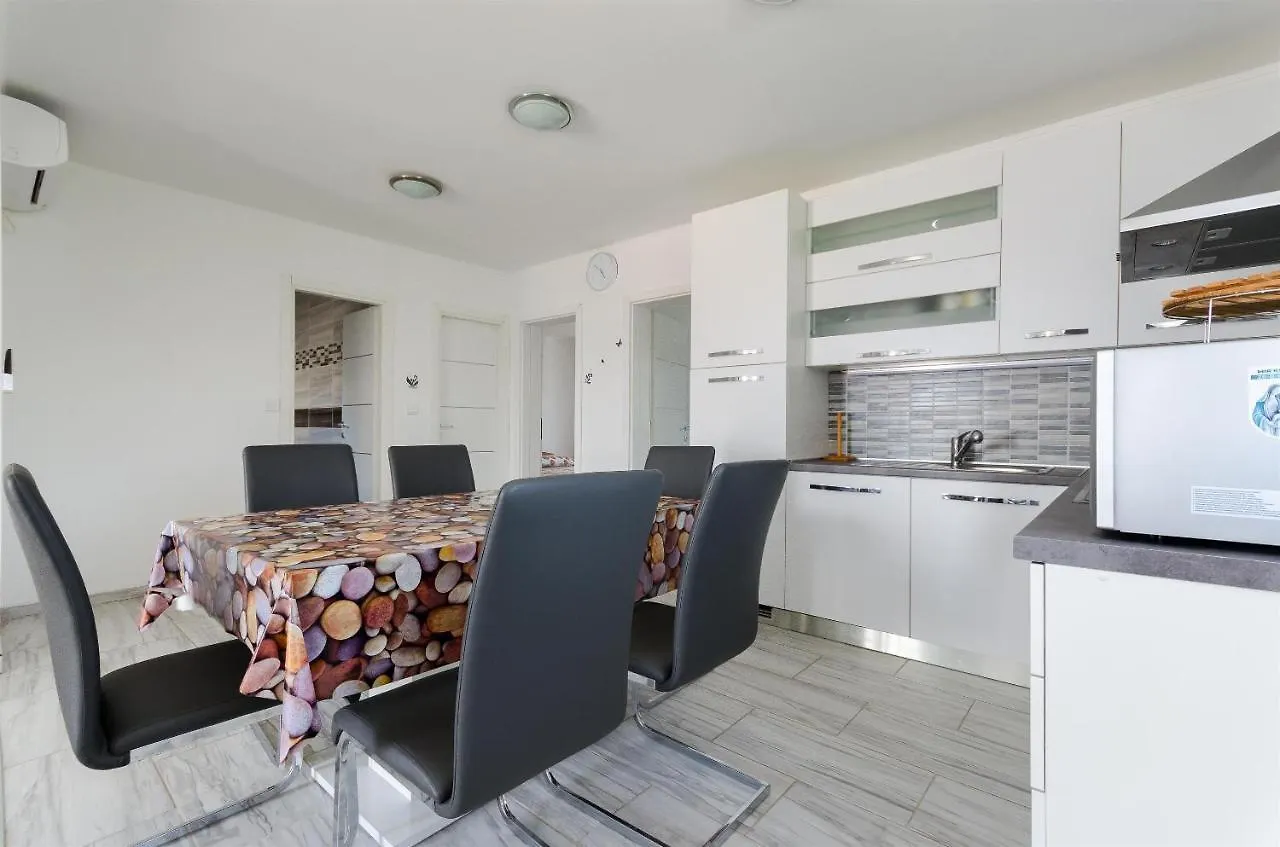 Apartments Ester Lopar 0*,  Croatia